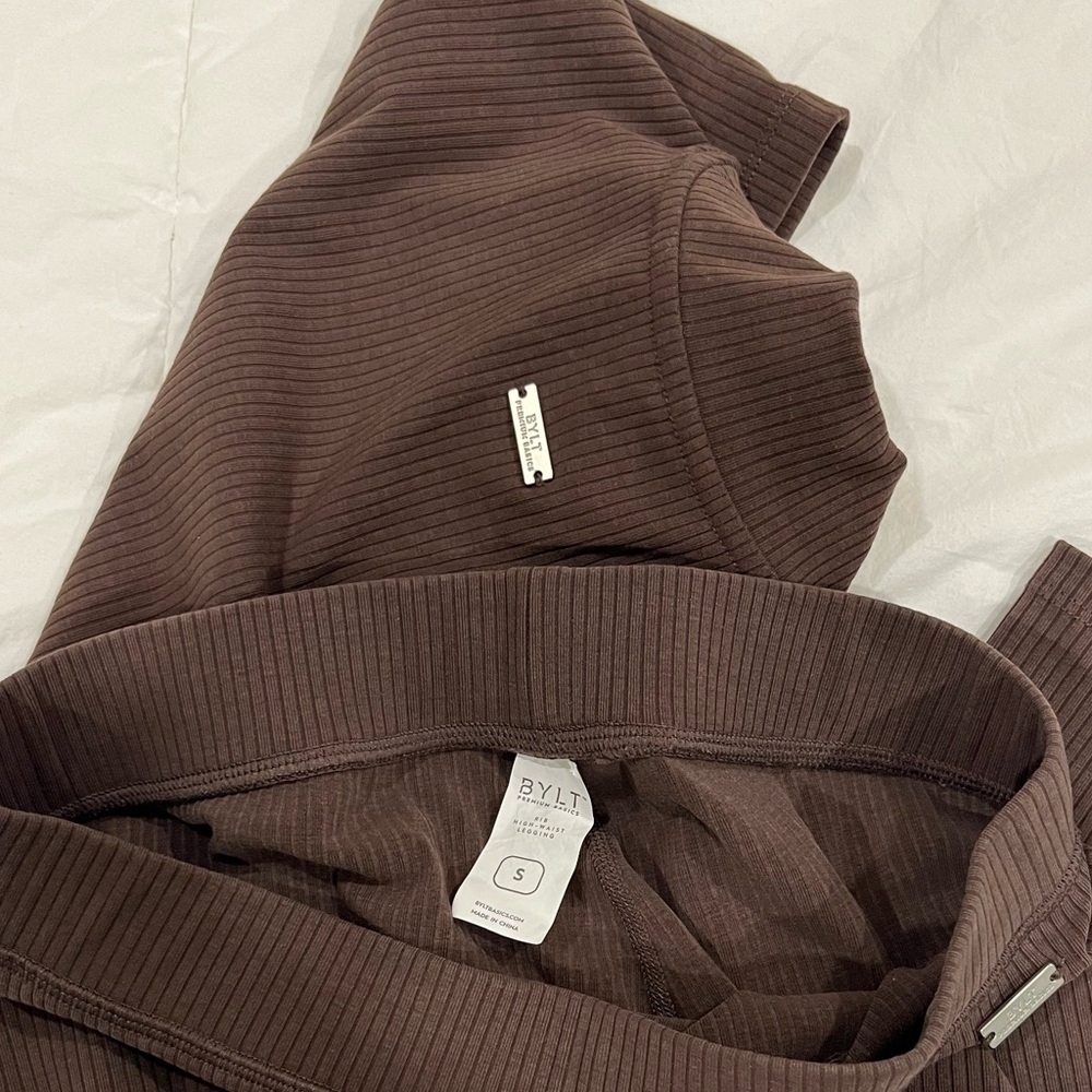 Bylt Basics Ribbed Brown Set - Picture 4 of 4